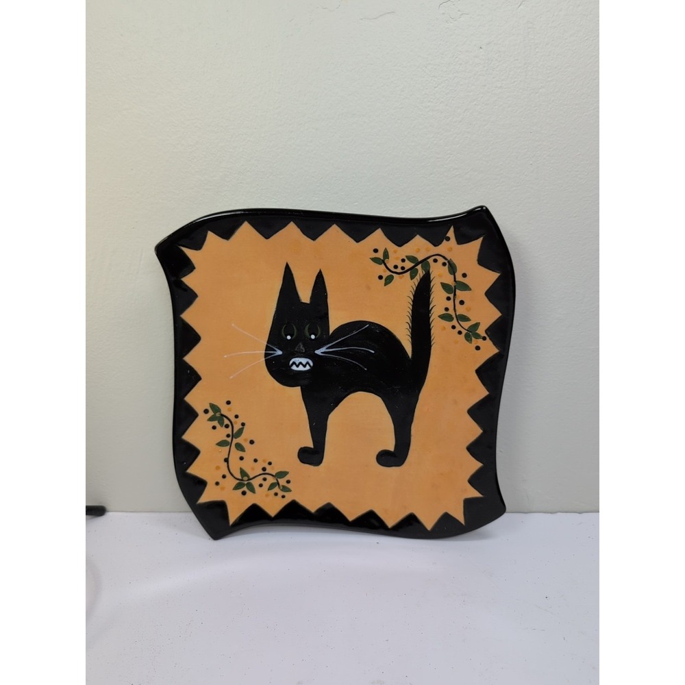 EXPRESSLY YOURS POTTERY 8" PLATE Dish Whimsical Black Cat 2004